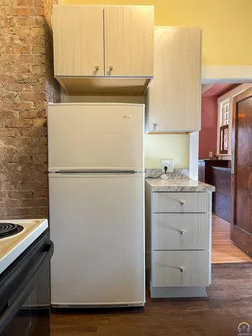 $212,000 | 1427 Southwest Jewell Avenue, Topeka, KS 66604