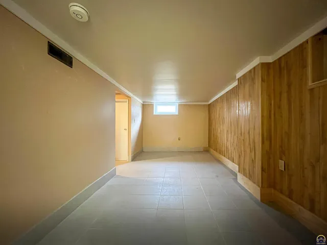 $212,000 | 1427 Southwest Jewell Avenue, Topeka, KS 66604