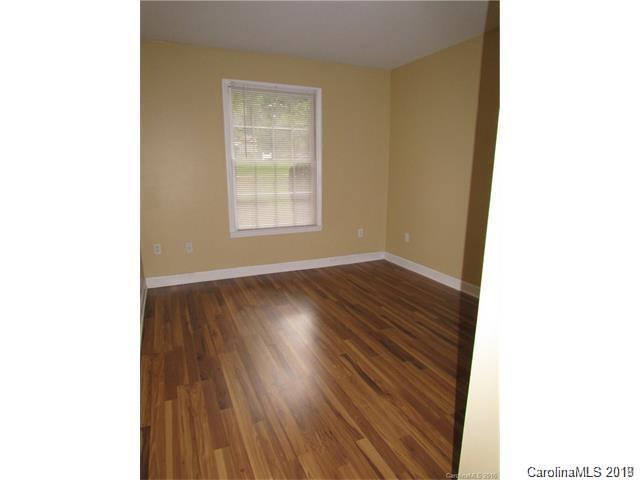 7001 Quail Hill Road Charlotte, NC 28210 - Photo 11 of 19