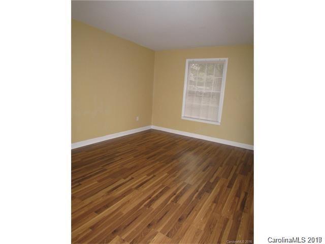 7001 Quail Hill Road Charlotte, NC 28210 - Photo 12 of 19