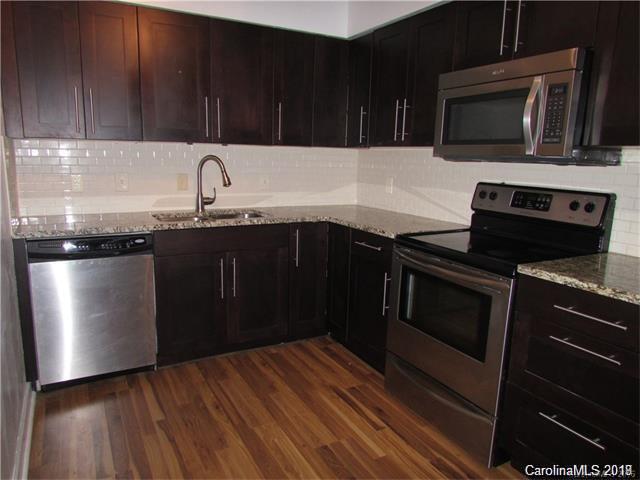 7001 Quail Hill Road Charlotte, NC 28210 - Photo 8 of 19