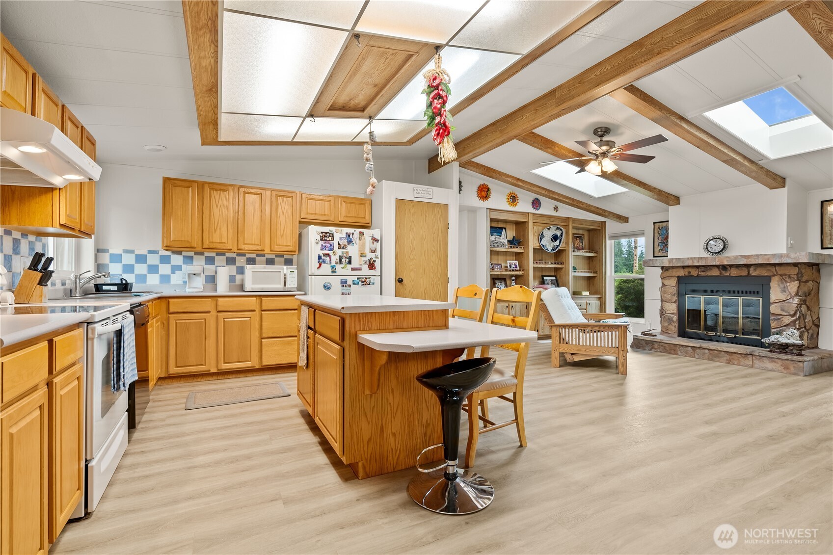 8095 Rathbone Road Ferndale, WA 98248 - Photo 4 of 40