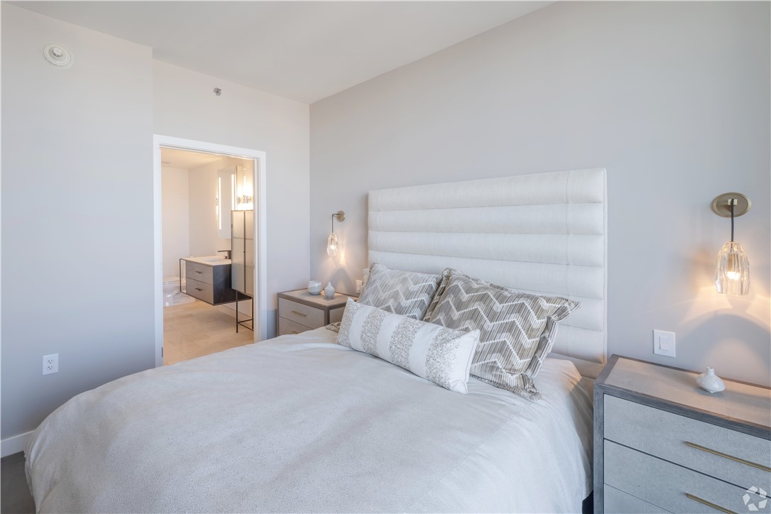 1 West Exchange Street, Unit 2304 Providence, RI 02903 - Photo 2 of 5