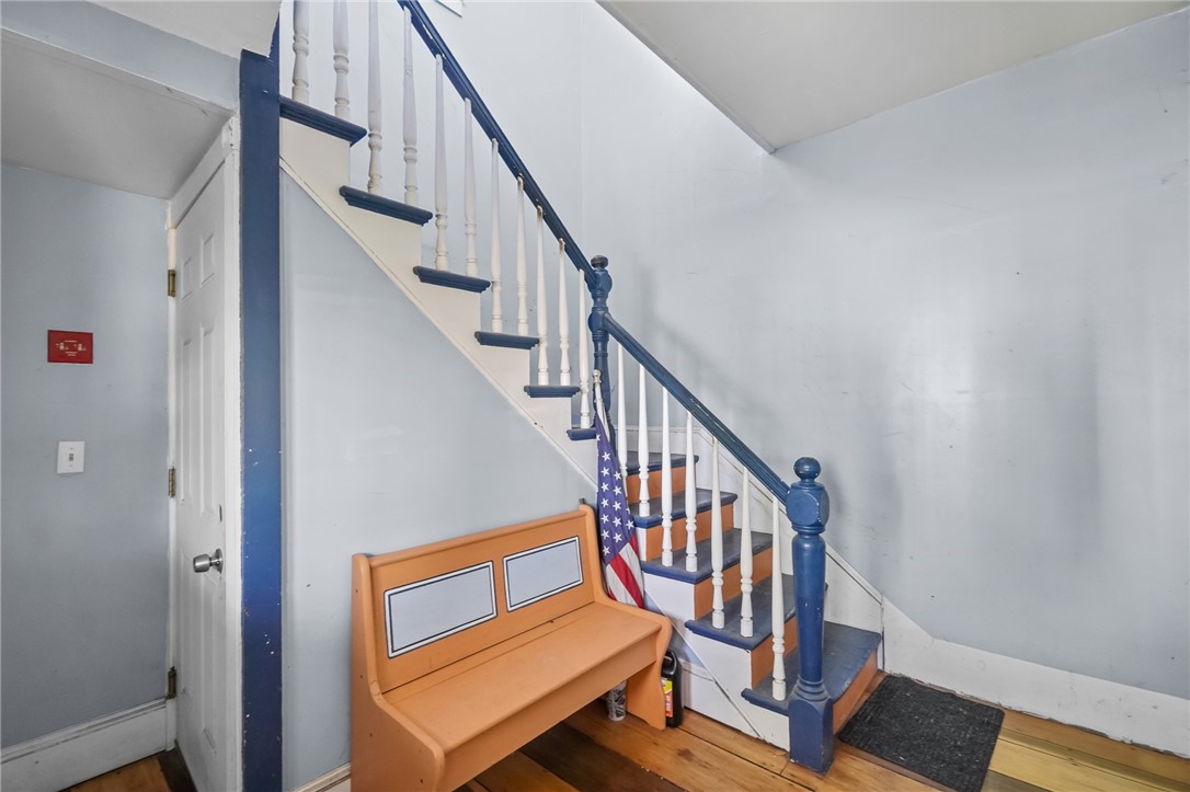 98 Andem Street Providence, RI 02908 - Photo 46 of 49
