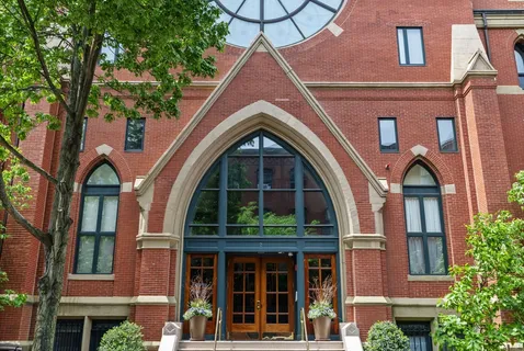 $839,000 | 2 Clarendon Street, Unit 301, Boston, MA 02116