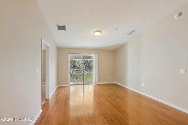 $1,850 | 7067 Deer Lodge Circle, Unit 106, Jacksonville, FL 32256