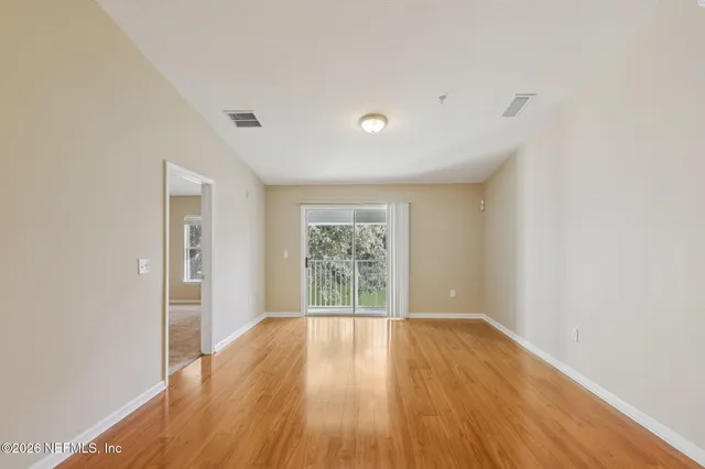 $1,850 | 7067 Deer Lodge Circle, Unit 106, Jacksonville, FL 32256