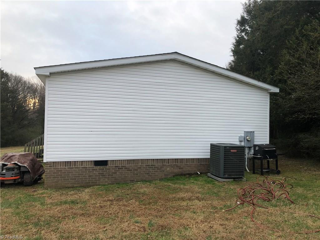 293 Houston Road Mocksville, NC 27028 - Photo 2 of 24 Gallery Image 2