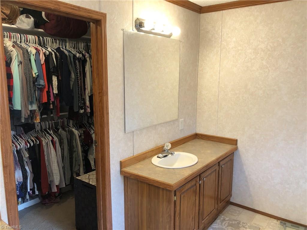 293 Houston Road Mocksville, NC 27028 - Photo 12 of 24 Gallery Image 12