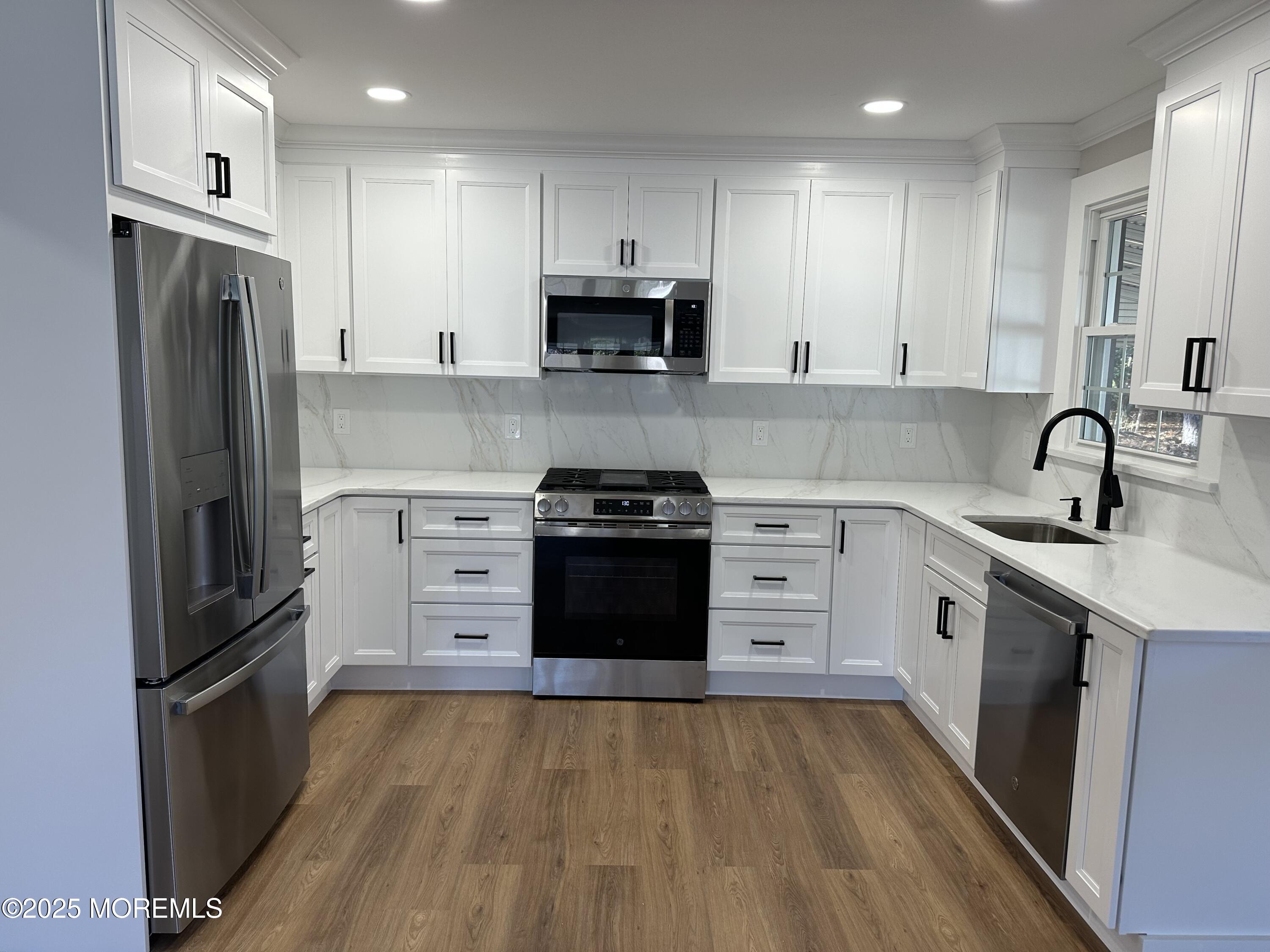 4 B Winthrop Place, Unit 55 Whiting, NJ 08759 - Photo 9 of 23 IMG_9005