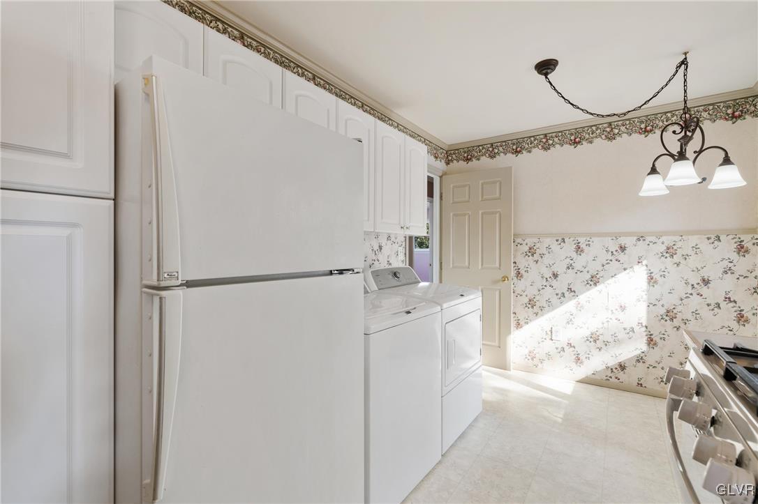 2121 Aster Road Bethlehem, PA 18018 - Photo 21 of 51 Kitchen