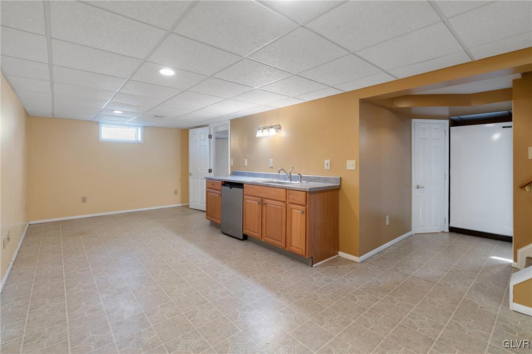 2121 Aster Road Bethlehem, PA 18018 - Photo 30 of 51 Basement Wet Bar Area