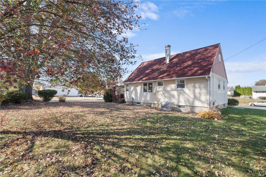 2121 Aster Road Bethlehem, PA 18018 - Photo 38 of 51 Gallery Image 38