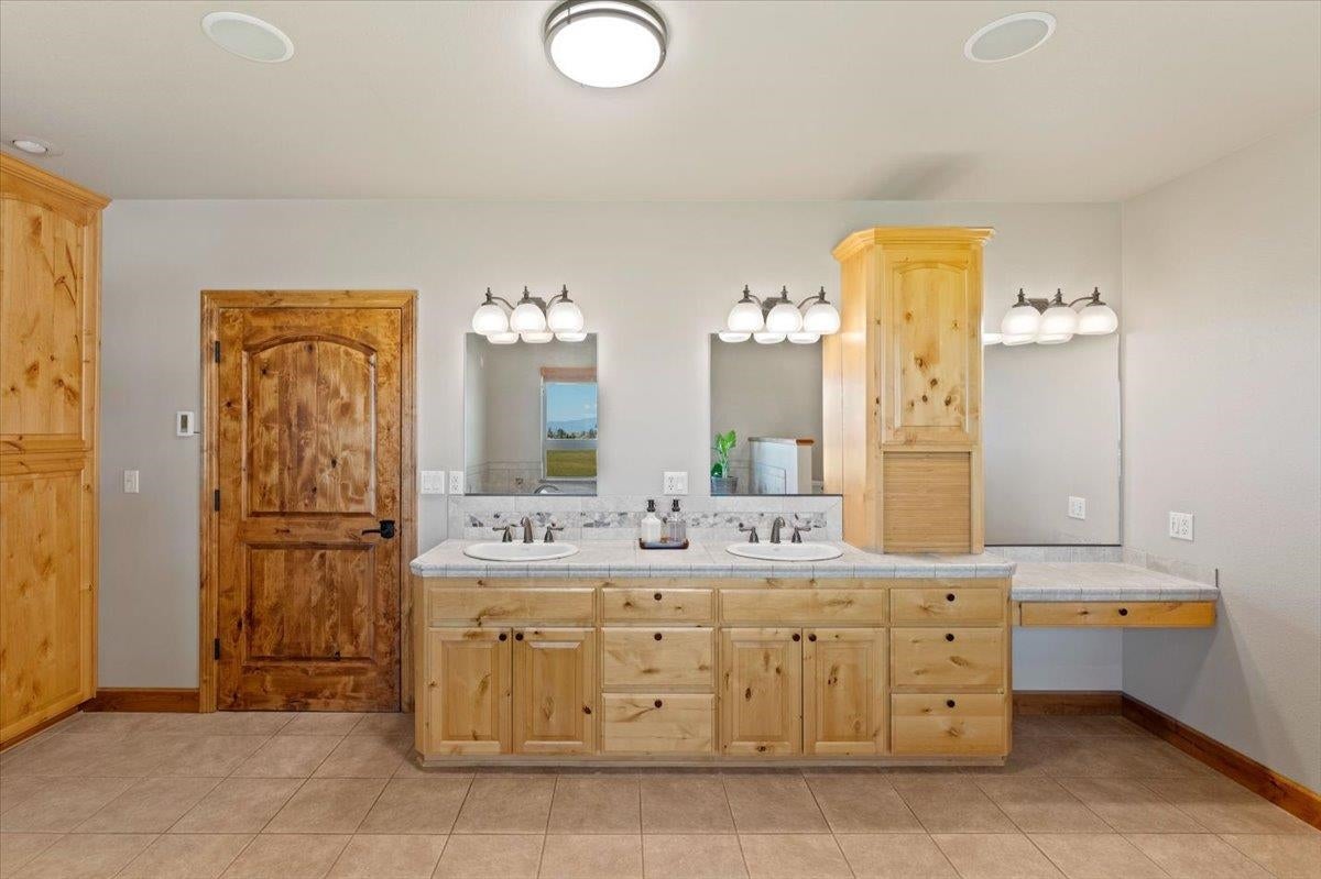 5026 Hoy Road Weed, CA 96094 - Photo 22 of 50 Gallery Image 22