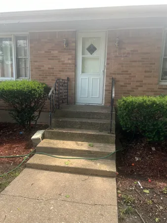 $1,100 | 2221 7th Avenue, Rockford, IL 61104