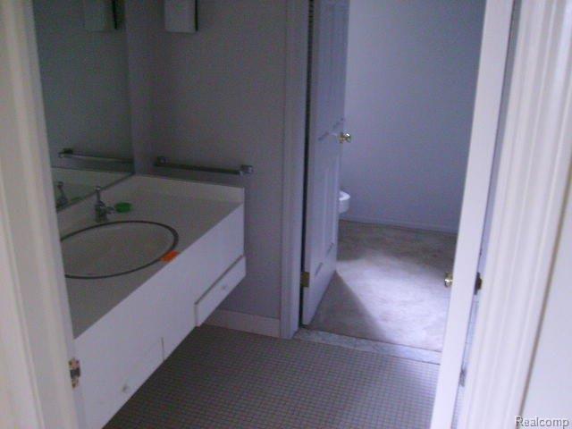 539 Willow Tree Lane Rochester, MI 48306 - Photo 7 of 11 PICT0272