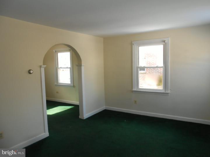 627 Rutledge Avenue Folsom, PA 19033 - Photo 2 of 17 Gallery Image 2