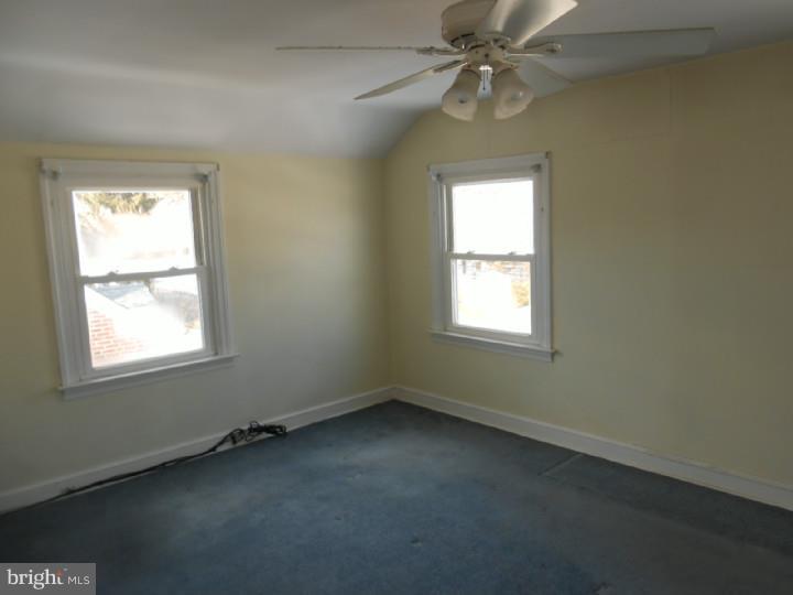 627 Rutledge Avenue Folsom, PA 19033 - Photo 14 of 17 Gallery Image 14