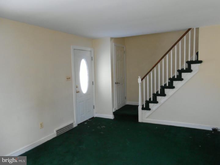 627 Rutledge Avenue Folsom, PA 19033 - Photo 3 of 17 Gallery Image 3