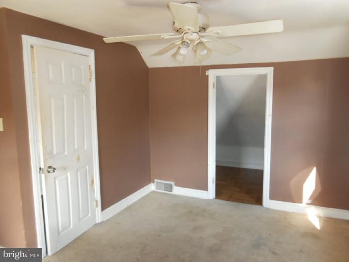 627 Rutledge Avenue Folsom, PA 19033 - Photo 9 of 17 Gallery Image 9