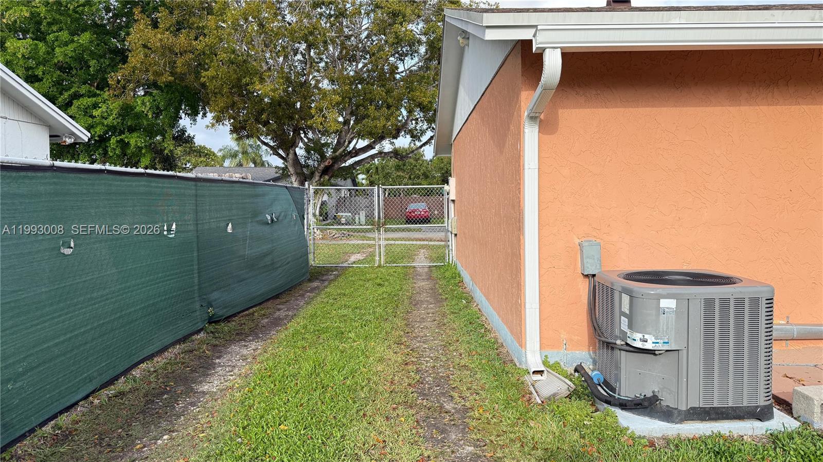 7144 Southwest 148th Court Miami, FL 33193 - Photo 25 of 27