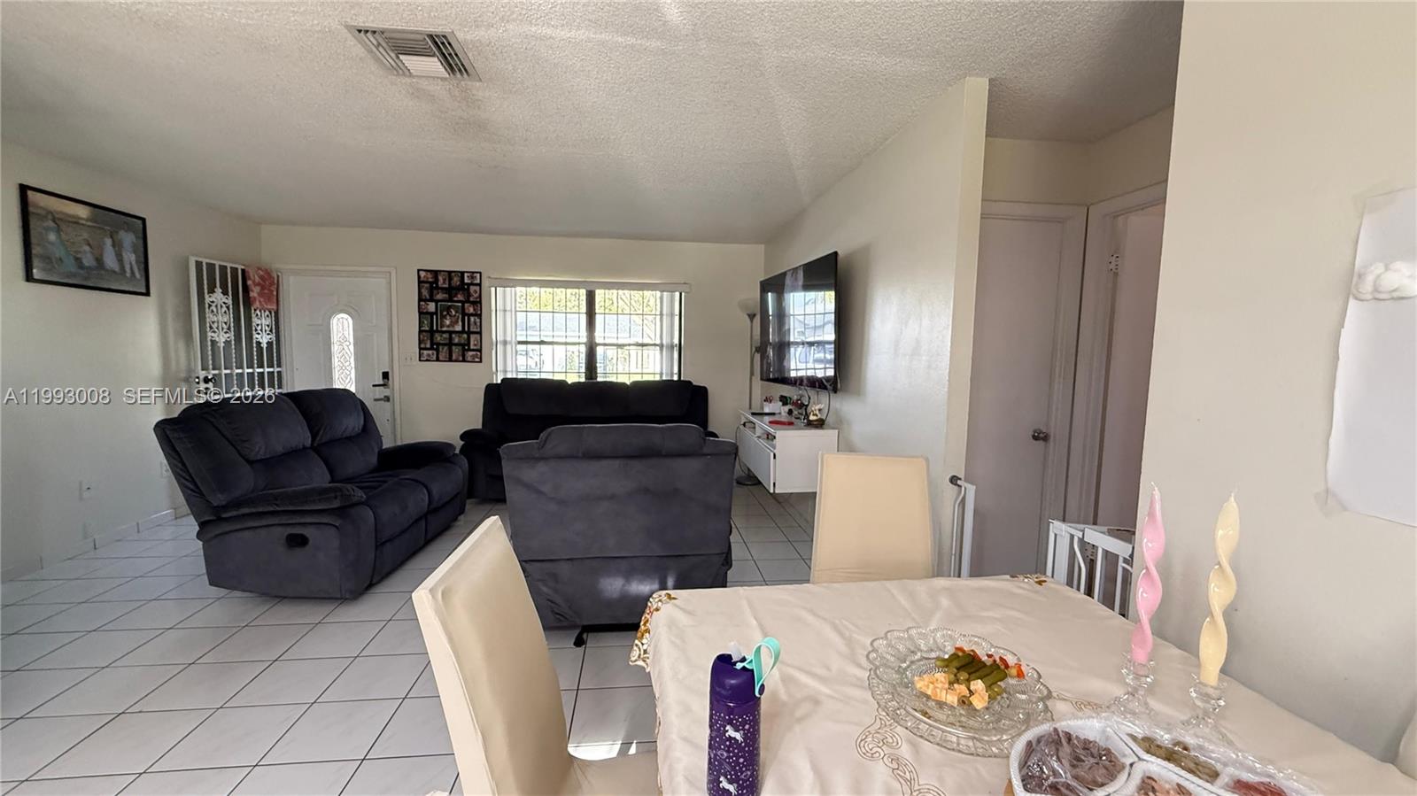 7144 Southwest 148th Court Miami, FL 33193 - Photo 3 of 27