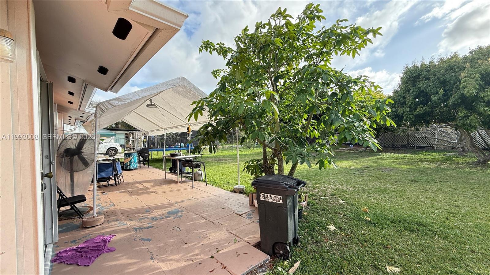 7144 Southwest 148th Court Miami, FL 33193 - Photo 8 of 27