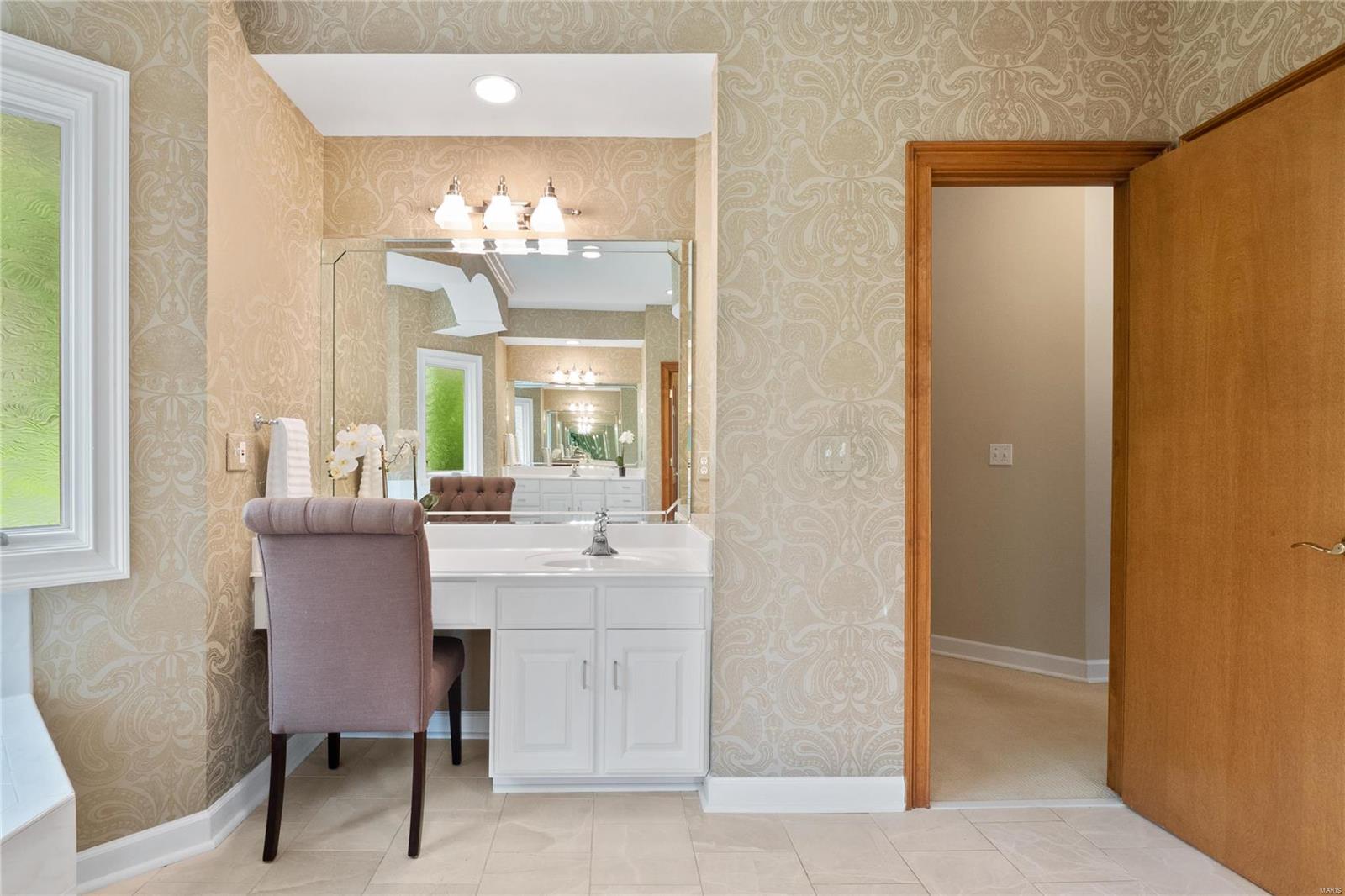 12 Dielman Road Ladue, MO 63124 - Photo 19 of 43 Gallery Image 19