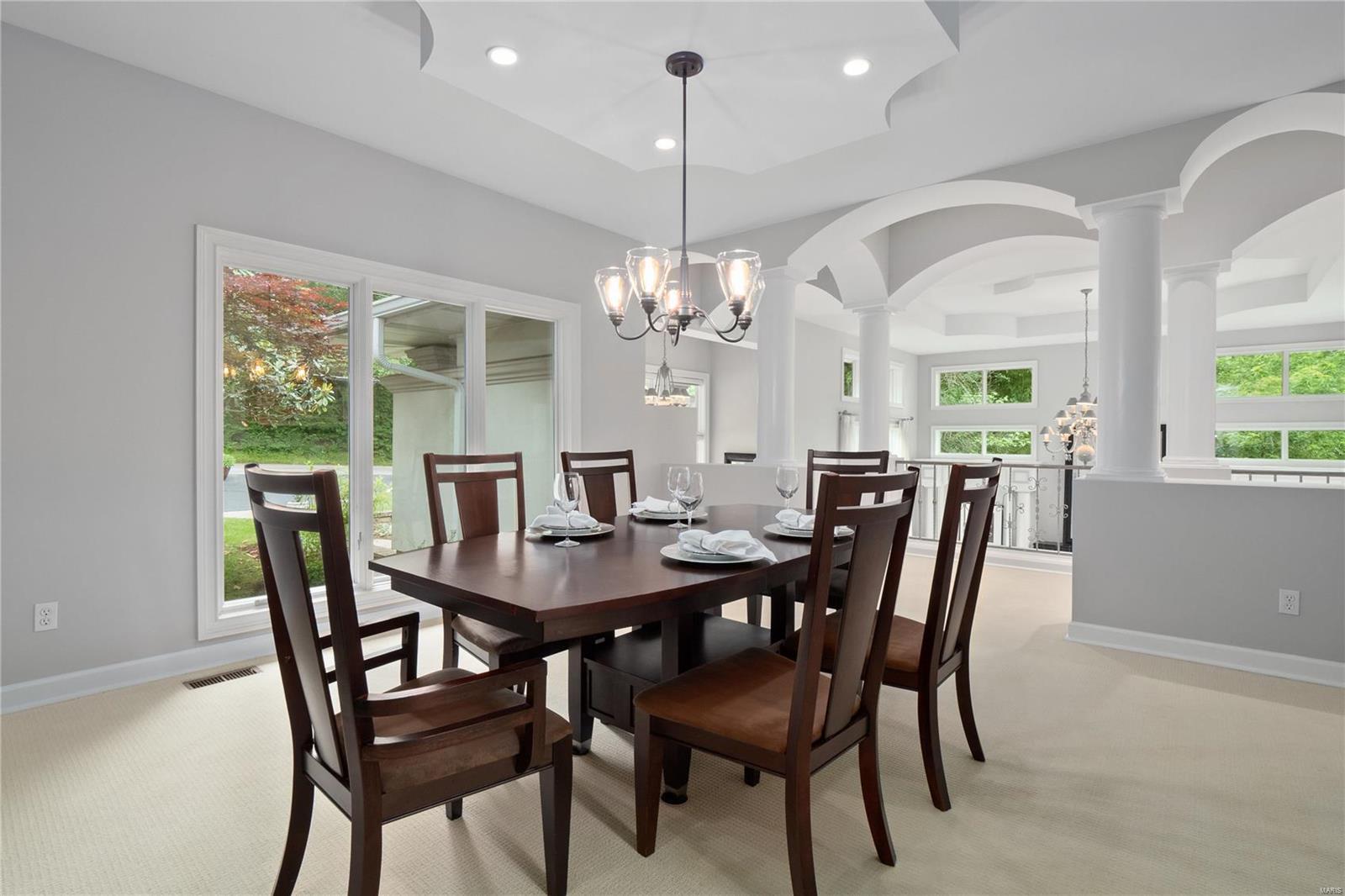 12 Dielman Road Ladue, MO 63124 - Photo 9 of 43 Gallery Image 9