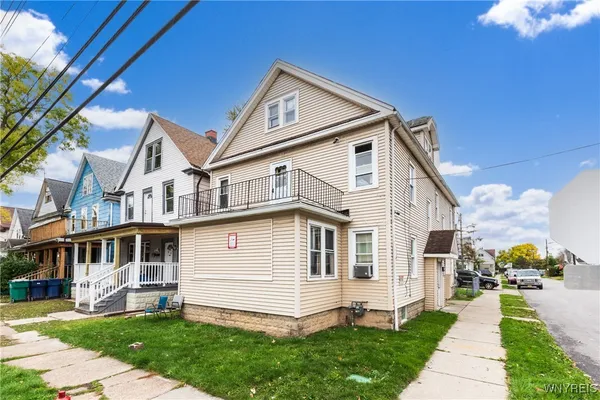 $349,000 | 194 Chadduck Avenue, Buffalo, NY 14207