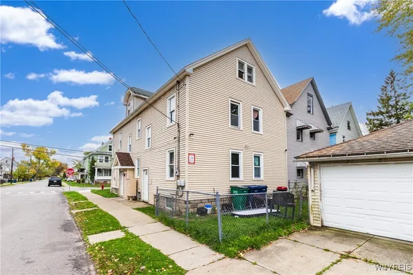 $349,000 | 194 Chadduck Avenue, Buffalo, NY 14207