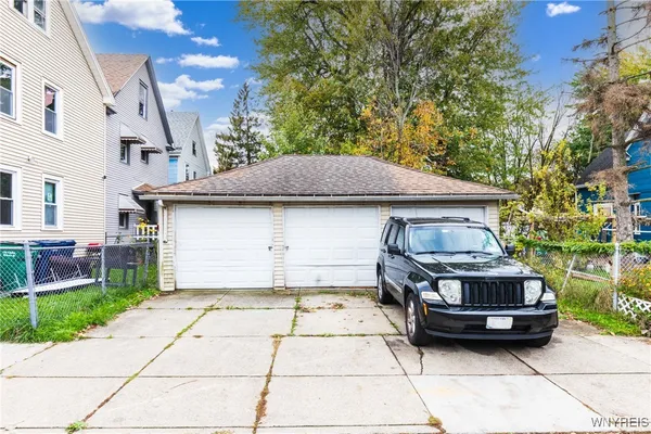 $349,000 | 194 Chadduck Avenue, Buffalo, NY 14207