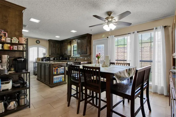 $415,000 | 902 Kingsbury Court, Longview, TX 75604