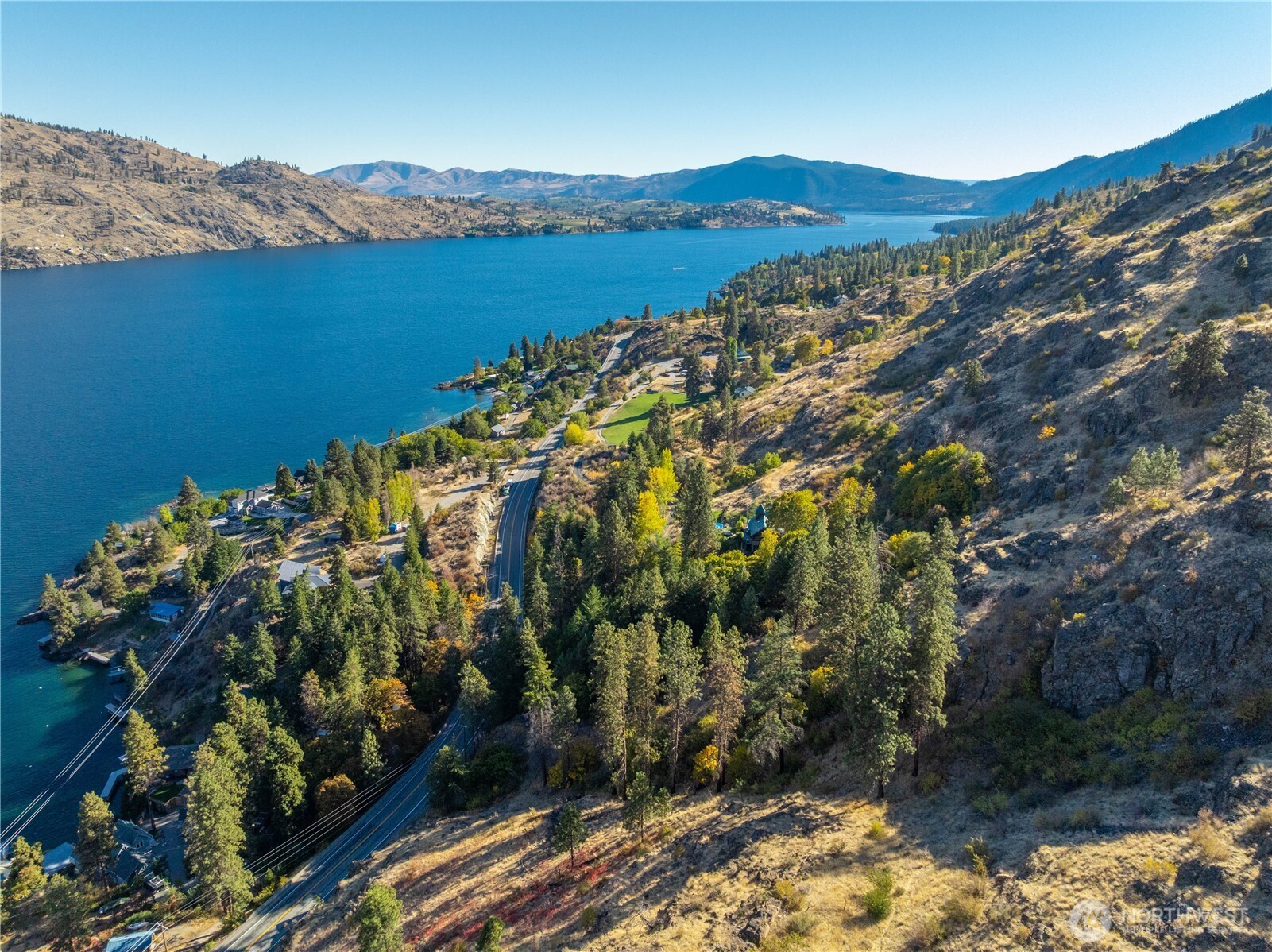 16495 South Lakeshore Road Chelan, WA 98816 - Photo 35 of 40 a view of a city