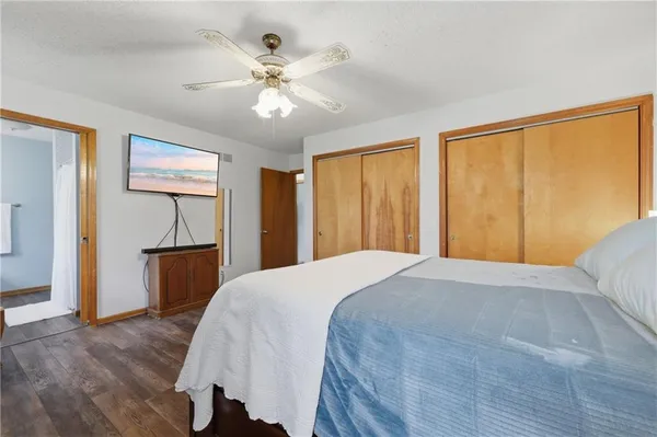 $425,000 | 37600 East 171st Street, Pleasant Hill, MO 64080