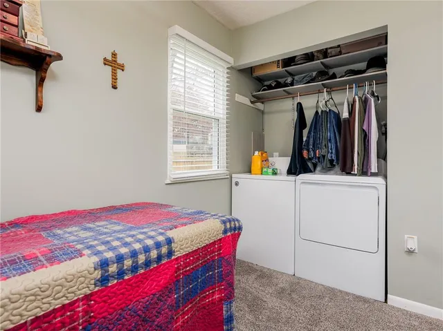 $225,000 | 3232 South Queen Ridge Way, Independence, MO 64055