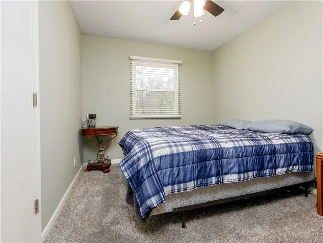 $225,000 | 3232 South Queen Ridge Way, Independence, MO 64055