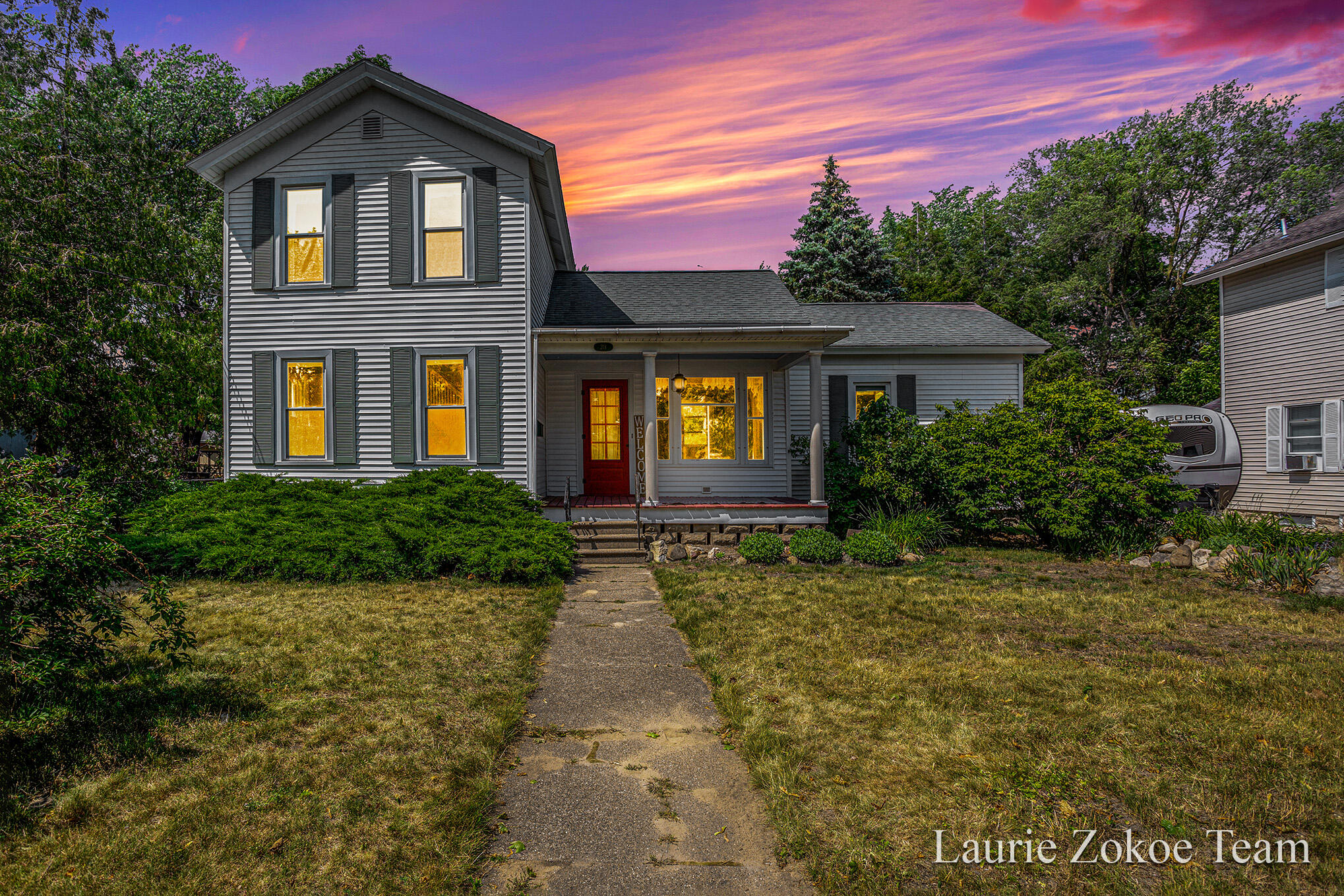 213 Liberty Street Spring Lake, MI 49456 - Photo 3 of 34 8L9A2904 -twilight