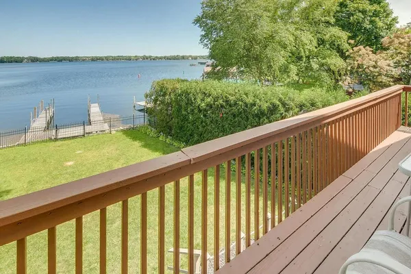 $10,000 | 16926 Grays Bay Boulevard, Minnetonka, MN 55391