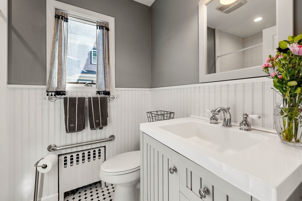 1 Ellis Road Swampscott, MA 01907 - Photo 29 of 34 Gallery Image 29