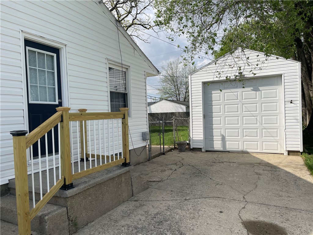 1361 Sussex Road Troy, OH 45373 - Photo 14 of 25 This charming home offers convenient parking and outdoor space.