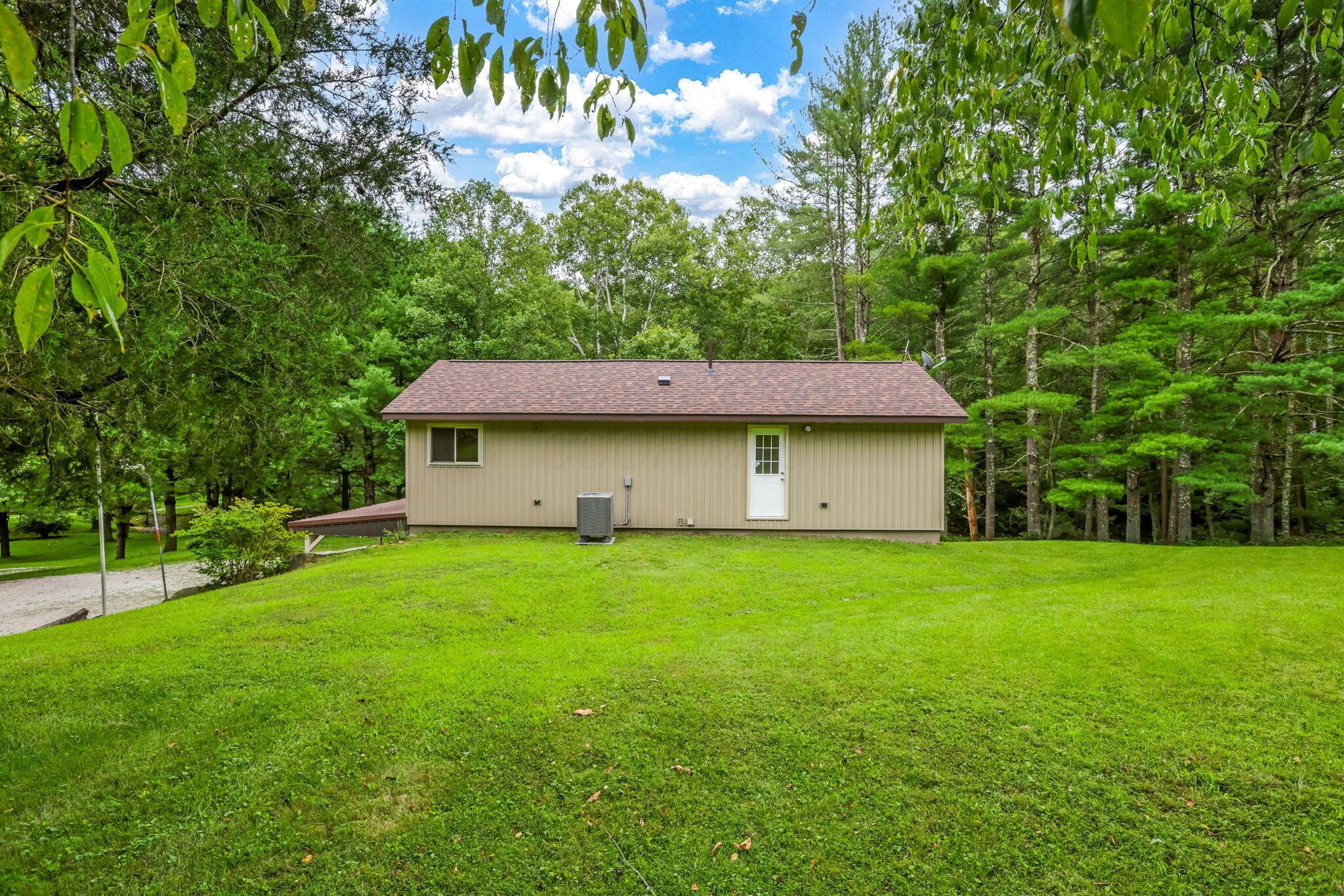 14933 Rhoads Road Logan, OH 43138 - Photo 37 of 87 64-web-or-mls-939A6142