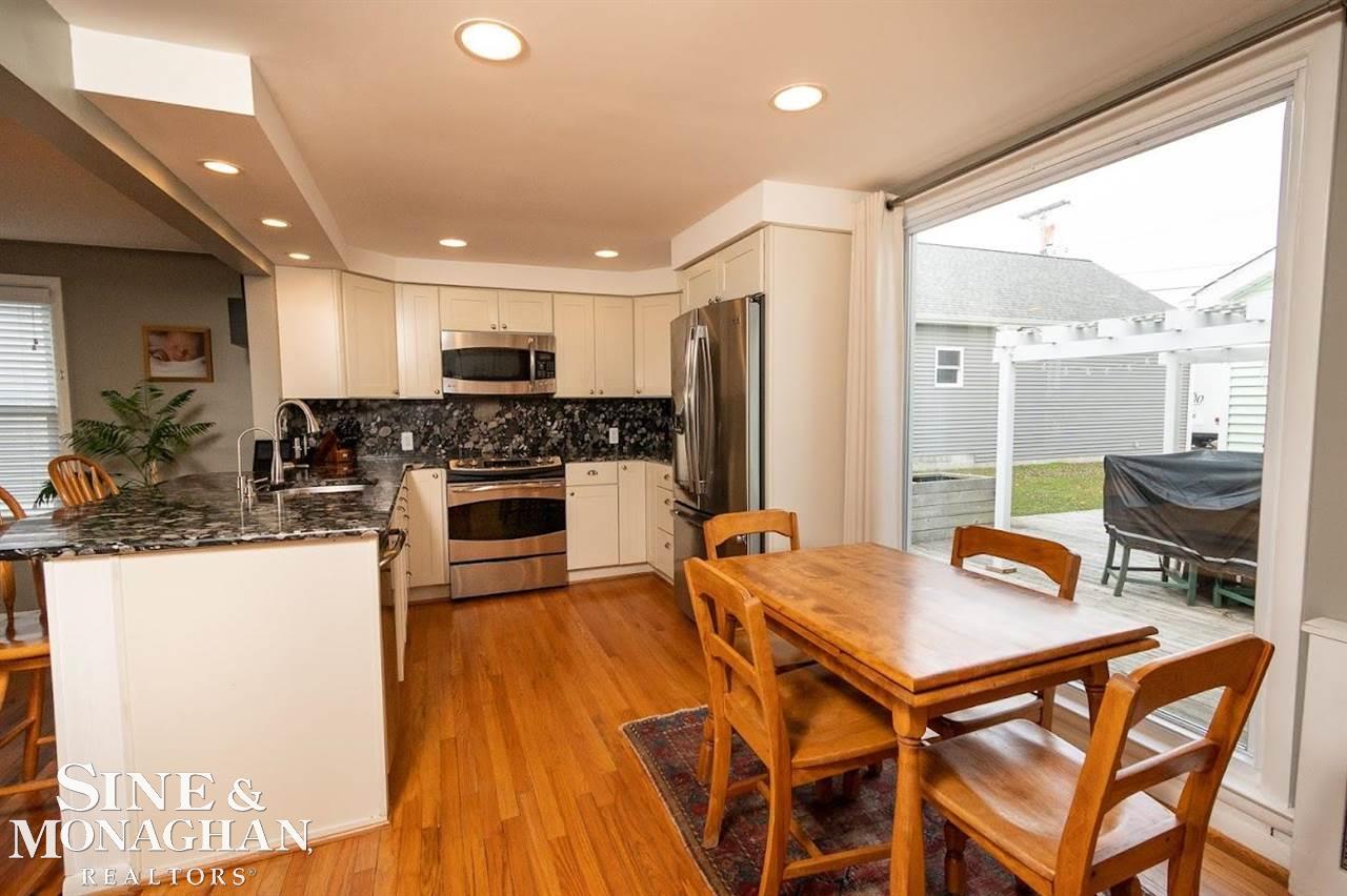 5025 Pointe Tremble Road Algonac, MI 48001 - Photo 29 of 68 50062648-28.JPG