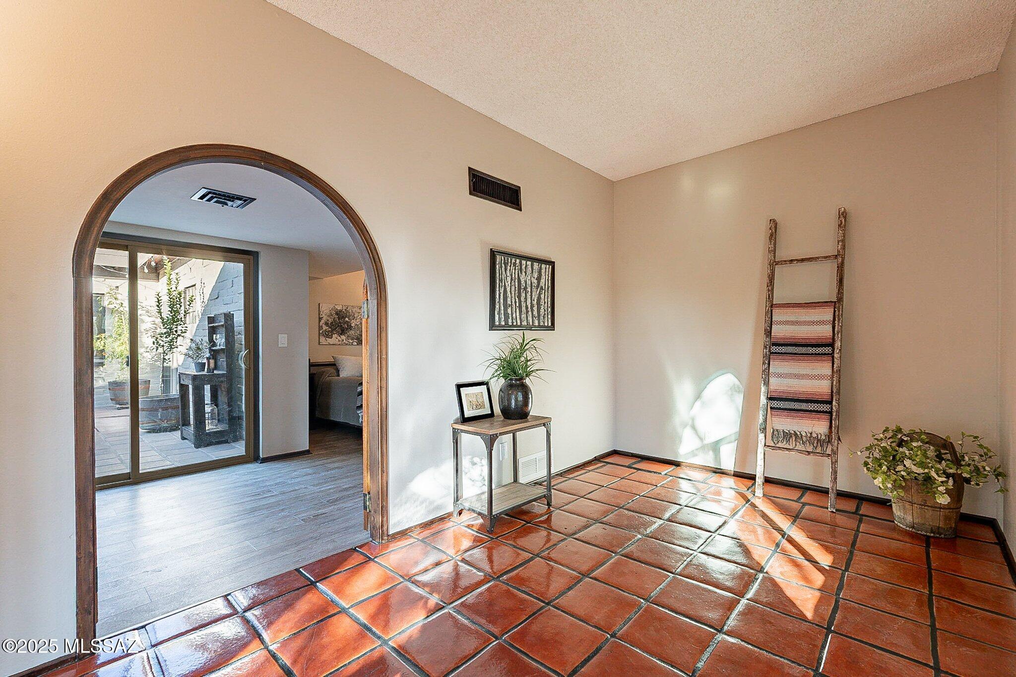 4401 East Havasu Road Tucson, AZ 85718 - Photo 10 of 41 Gallery Image 10