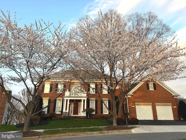 $1,599,900 | 208 Deep Trail Lane, Rockville, MD 20850