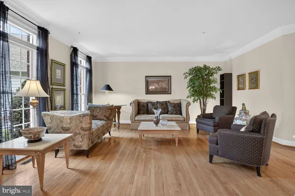 $1,599,900 | 208 Deep Trail Lane, Rockville, MD 20850