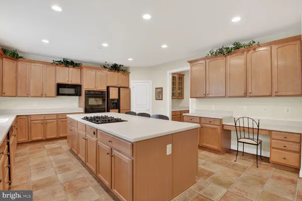 $1,599,900 | 208 Deep Trail Lane, Rockville, MD 20850