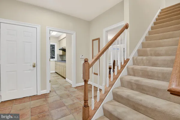 $1,599,900 | 208 Deep Trail Lane, Rockville, MD 20850