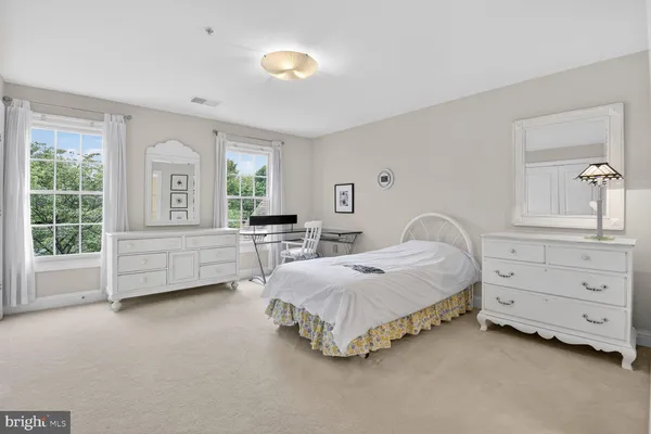 $1,599,900 | 208 Deep Trail Lane, Rockville, MD 20850