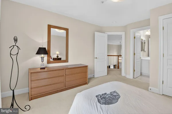 $1,599,900 | 208 Deep Trail Lane, Rockville, MD 20850